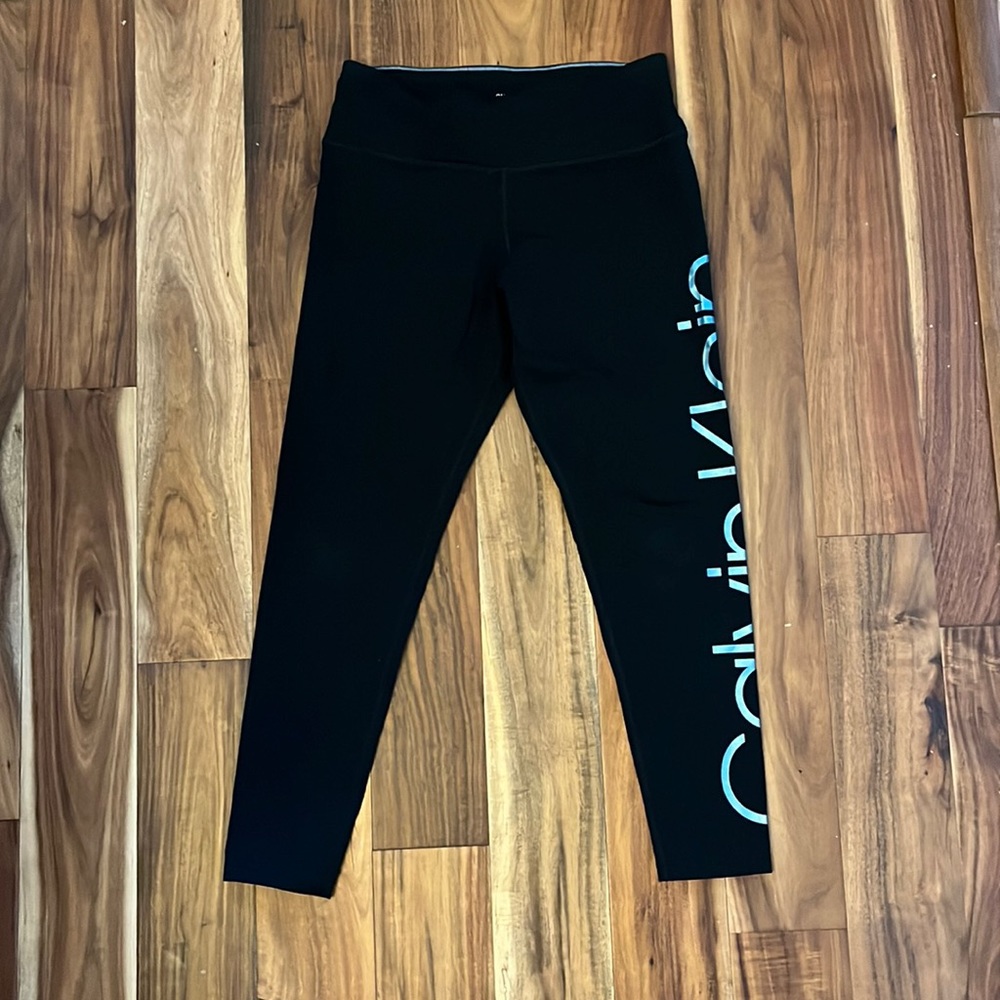 Women’s black Calvin Klein leggings size large